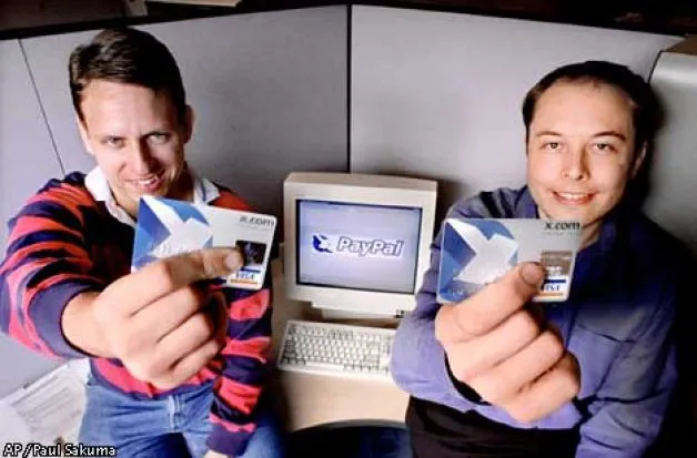 Peter Thiel și fondatorul PayPal, Elon Musk, 2000