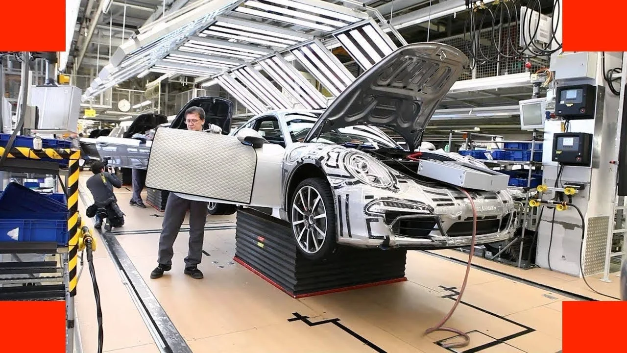 Lina de asamblare Porsche 2022